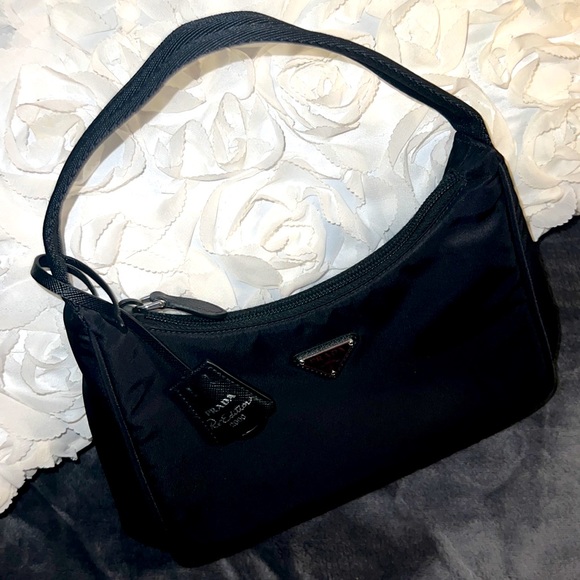 Prada mini - Picture 7 of 8